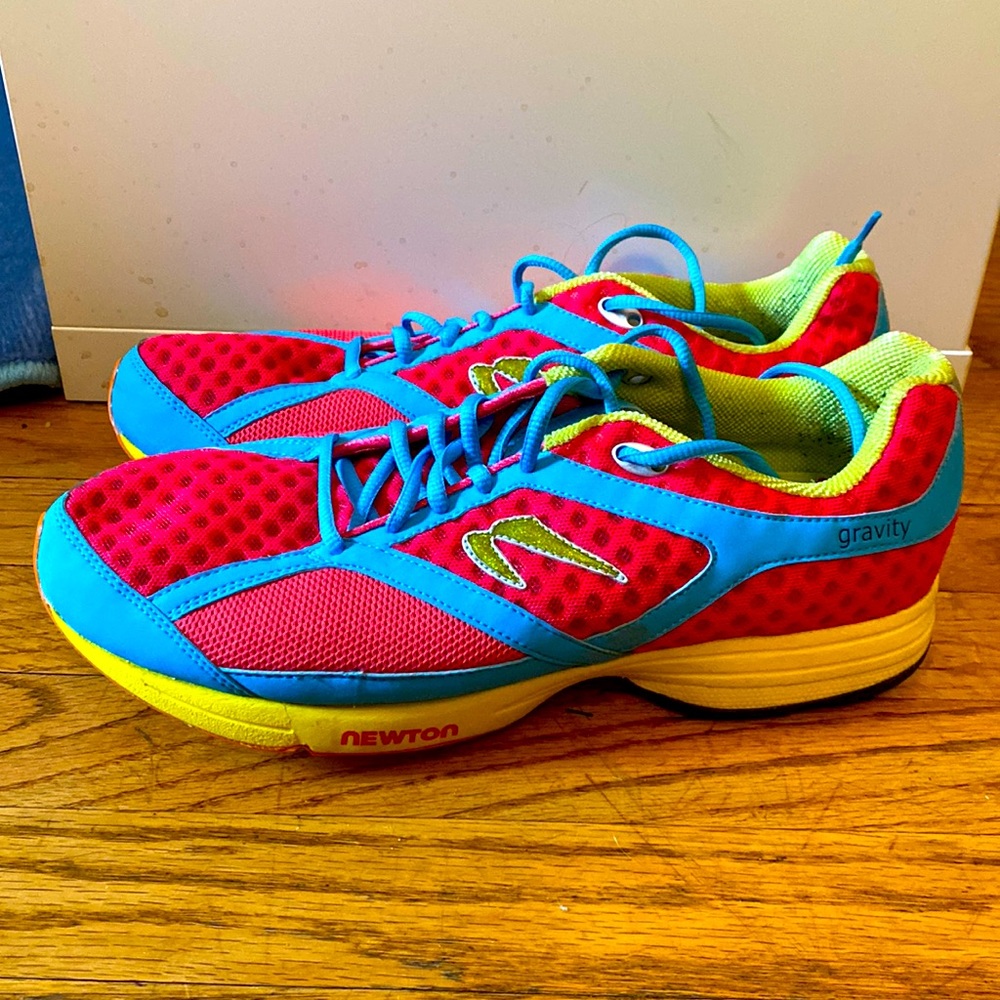 Newton Gravity Sneakers